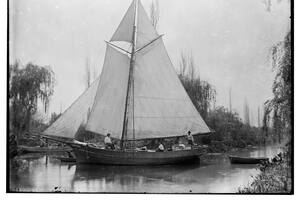 Velero “El incrédulo argentino" de Eulogio Sierra. Boca del arroyo Espadaño, Delta del Paraná, por Juan S. Müller, 1888
