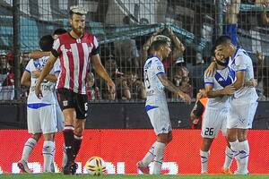 Vélez lo dio vuelta ante Estudiantes, ganó 2-1 y se afianza en zona de Copas