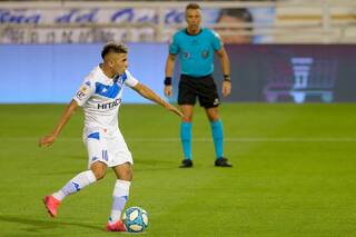 Imputados por abuso sexual: Almada y Brizuela, separados del plantel de Vélez