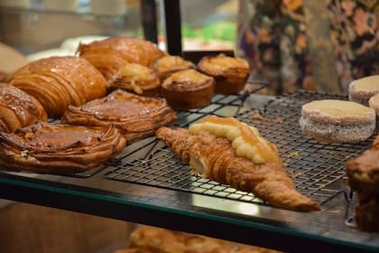 Venden clásicos de la pastelería nacional