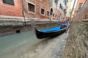 Por qué los canales de Venecia se quedaron sin agua