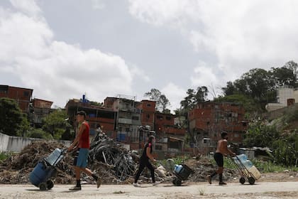 Venezuela ahora tiene la tasa de pobreza más alta de América Latina al superar a Haití este año, según un estudio reciente de las tres principales universidades del país