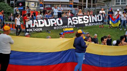 El pueblo, cansado de su presidente, quiere llamar a elecciones