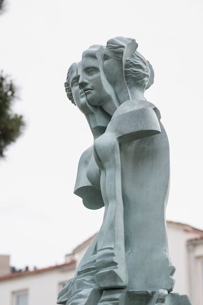 "Venus fragmentándose", de Marta Minujín, en Pinamar