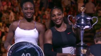 Venus y Serena en la premiación
