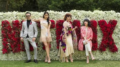 Manolo Caro, Aislinn Derbez, Verónica Castro y Cecilia Suárez