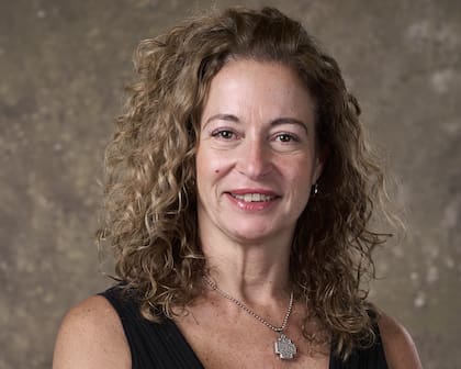 Verónica Climent, directora de People & Culture en Santander
