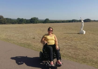 Verónica durante un paseo familiar en Parque Luro, una reserva parcialmente accesible que está ubicada a 40 kilómetros de Santa Rosa