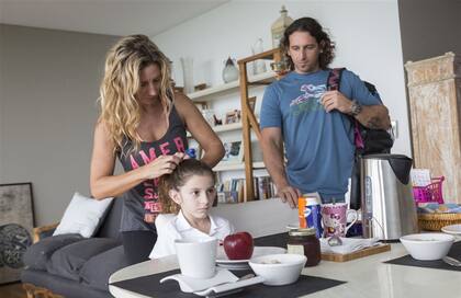 Verónica Elisalde y su marido, Álvaro, viven un raid para preparar la salida junto a Valentina