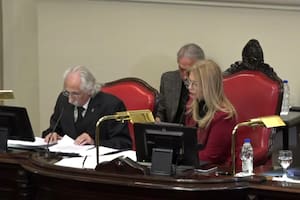 Verónica Magario presidió anoche la sesión en el Senado bonaerense en la que se aprobaron 93 pliegos judiciales