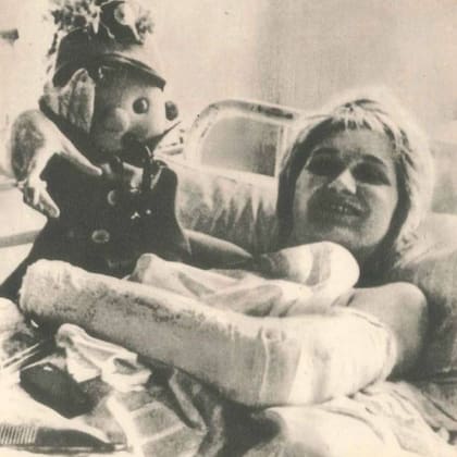 Vesna Vulovic estuvo hospitalizada durante casi un año tras el accidente aéreo de la que fue la única sobreviviente