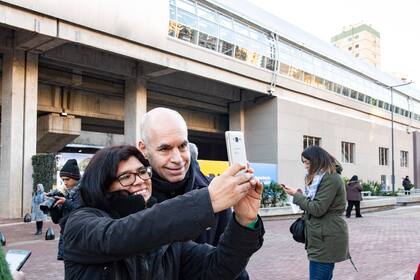 Rodríguez Larreta, durante la reapertura de la calle Echeverría