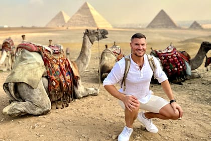 “Viajar y la vida de estilo nómade, tiene que ver con una cuestión personal de persecución de sueños, el anhelo de descubrir, de explorar, aprender de otras culturas, otras realidades, enriquecerse espiritualmente”.