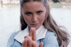 Viaje al Triángulo de las Bermudas: ovnis, arqueología alienígena y existencialismo, para una serie que pudo ser mucho más de lo que fue