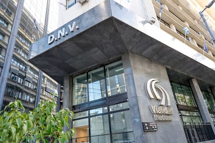 Con financiamiento de un banco público, hoy se abrirán los sobres para la privatización de la “Ruta del Mercosur”