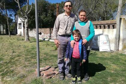 Vicente con sus padres