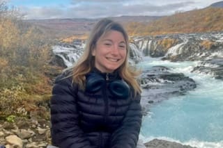 Vivió en 11 países distintos pero eligió un pueblo con 500 habitantes y un trabajo muy diferente