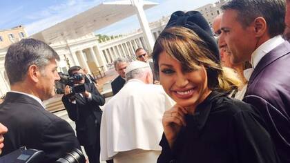 Vicky se sacó varias selfies, durante su visita al Vaticano