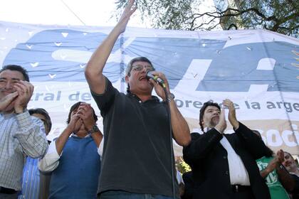 Víctor De Gennaro, precandidato a presidente del Frente Popular