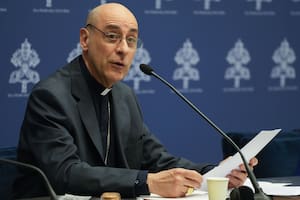 Uno de los hombres de mayor confianza del Papa reveló un consejo que le dio para enfrentar las críticas ultraconservadoras