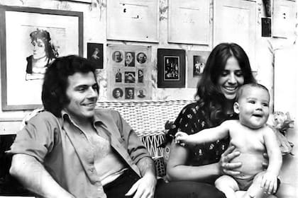 Víctor Laplace, Renata Schussheim y Damián el hijo de ambos