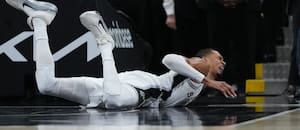 El fuerte golpe en la cabeza de un jugador de la NBA en un partido de playoff