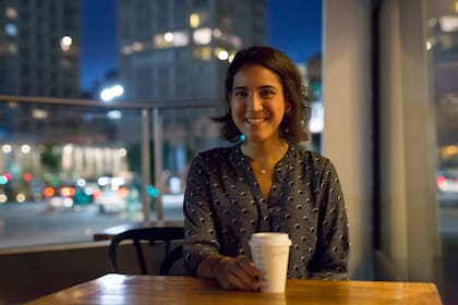 Victoria Maneiro, en un Starbucks de Núñez