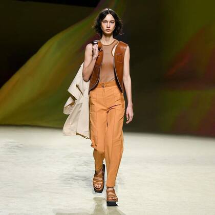 Victoria Albornoz desfiló para Hermes