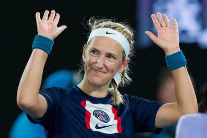 Victoria Azarenka es fanática de Lionel Messi y PSG y entra a la cancha con una camiseta del club parisino