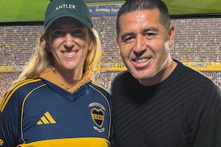 Una leyenda del tenis visitó La Bombonera y recibió un regalo de Juan Román Riquelme