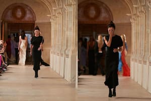 Por qué Victoria Beckham se quebró en llanto en plena pasarela de la Semana de la Moda de París