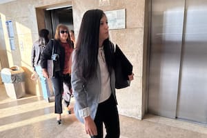 Quiénes son las mujeres que hoy declaran ante la justicia por prestarle dinero a Adorni