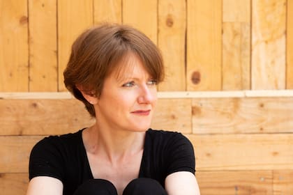 Victoria Smith, autora de Hags (Brujas), asegura que experiencias de denostación son la punta de un iceberg peligroso y eterno