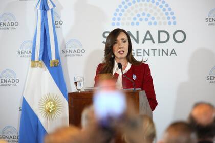Victoria Villarruel en el acto por el Día internacional de conmemoración y homenaje a las víctimas del terrorismo, en el Senado
