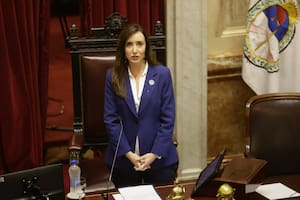 Villarruel negocia los últimos votos para sancionar la boleta única en el Senado