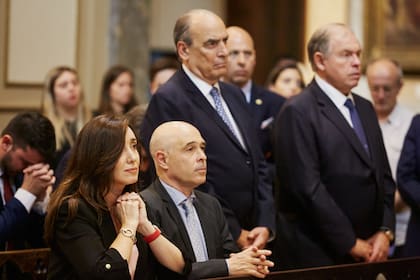 Victoria Villarruel y a su lado, Bartolomé Abdala