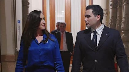 Victoria Villarruel y Juan María Donato