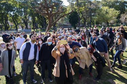 Vidal, Larreta, Santilli y Bullrich, con jóvenes militantes de Pro
