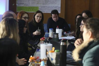 Vidal participó ayer de un encuentro de capacitación docente en Morón, junto al director de Escuelas, Gabriel Sánchez Zinny