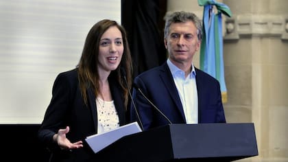 La actual gobernadora de la provincia de Buenos Aires, María Eugenia Vidal, junto al presidente de la Nación, Mauricio Macri.