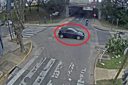 El vehículo de los sospechosos detectados por los operadores de las cámaras de seguridad de Vicente López