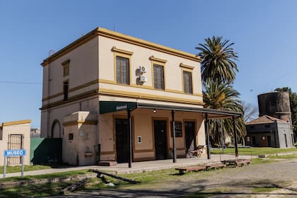Vieja estación de Capitán Sarmiento.
