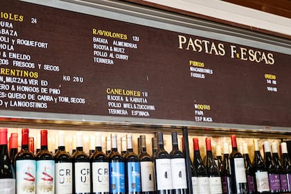 Vieja pizarra de la casa de pastas