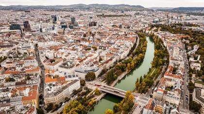 Viena está rodeada de montañas y parques naturales