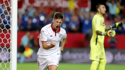 Vietto marcó dos goles para el triunfo de Sevilla