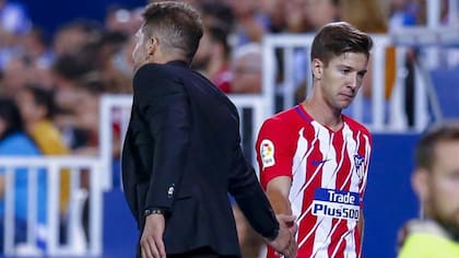 Simeone y Luciano Vietto: poca química