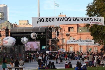 Vigilia por el Día Nacional de la Memoria la Verdad y la Justicia en Plaza de Mayo