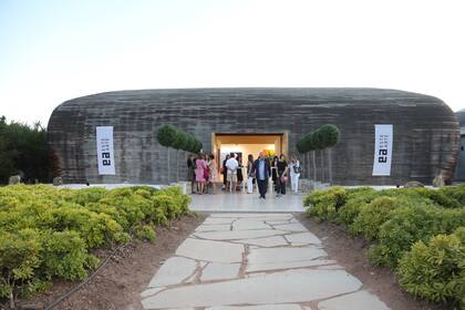 Vik Pavilion, el salón sobre el mar donde se celebra Este Arte, en José Ignacio