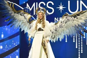 El curioso atuendo de Miss Ucrania que llamó la atención de todos