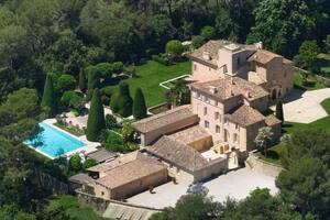 La casa de verano de los Kennedy en la Costa Azul busca nuevo millonario que la quiera comprar